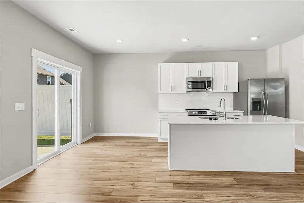 785 Mickelson Way #NA - Photo 4 of 8