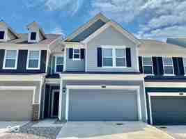 featured image of 13533 Dewpoint Ln