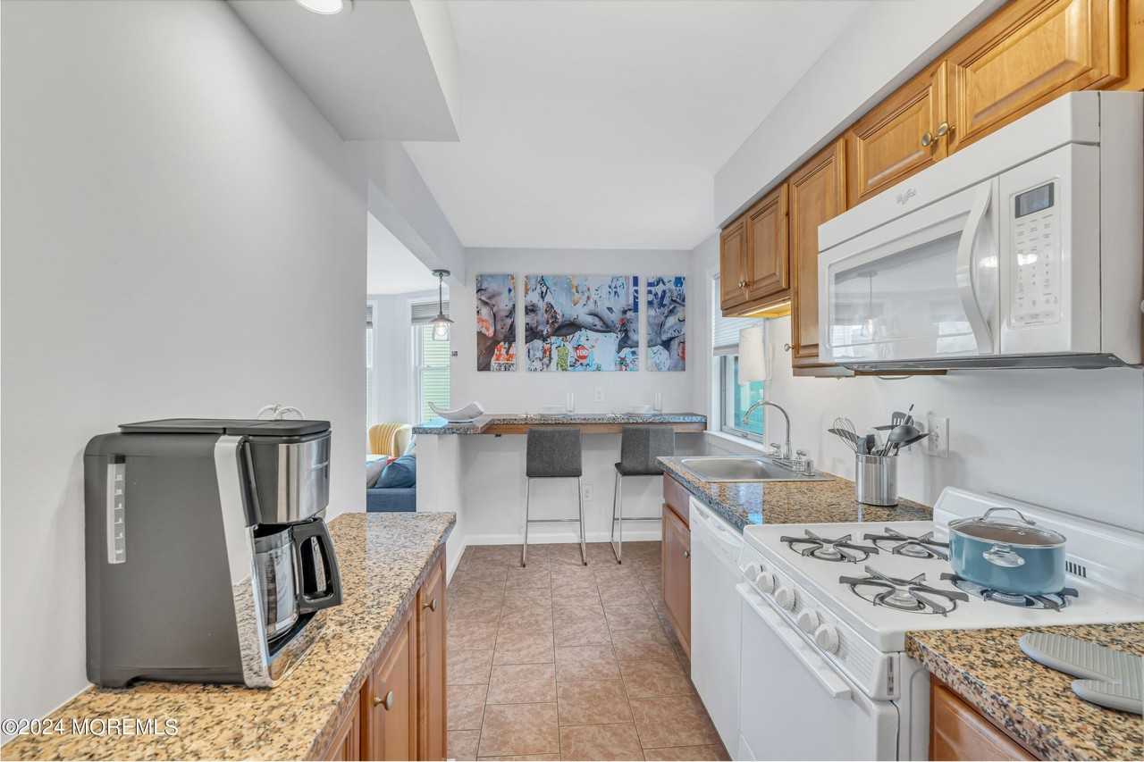1203 Heck St - Photo 5 of 14
