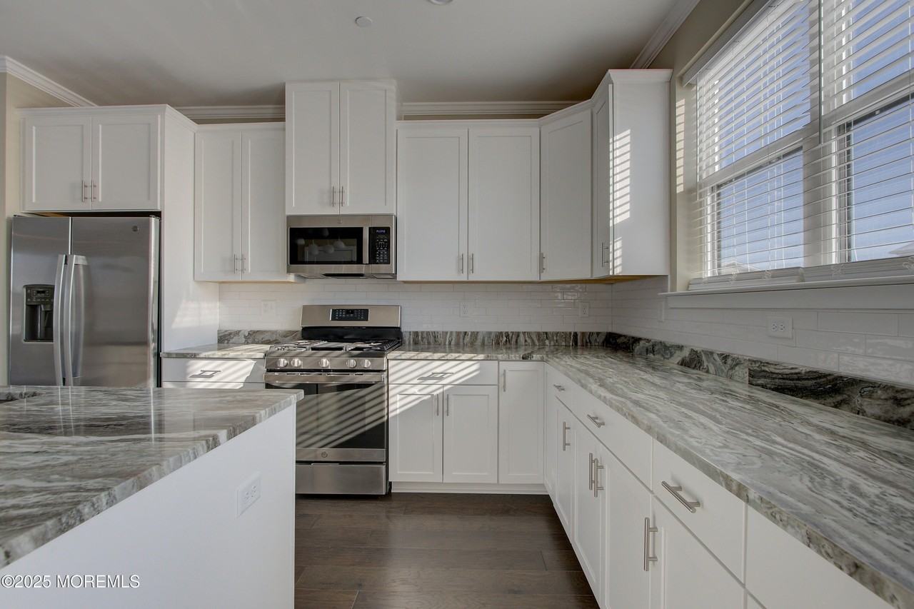 26 Mariveles Way - Photo 4 of 38