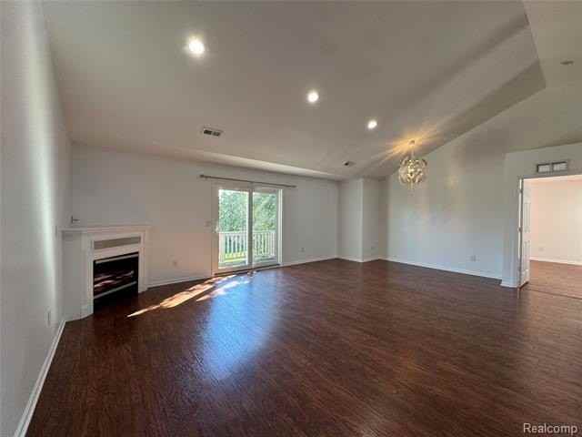 21083 Cooper Dr - Photo 3 of 50