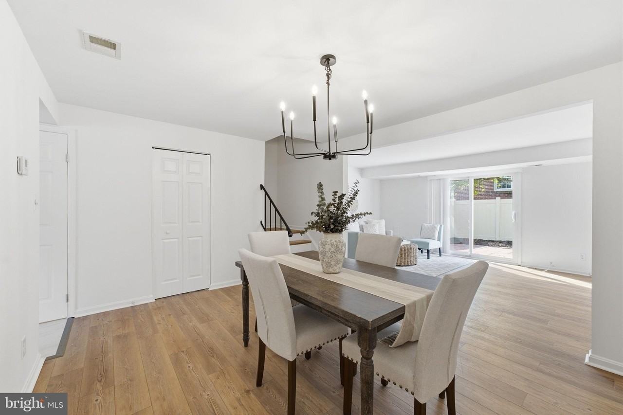 5603 Independence Cir - Photo 5 of 32