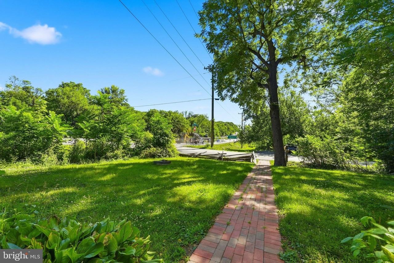 8200 Buckland Mill Rd - Photo 3 of 17