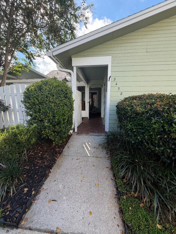 3438 Nw 104th Way - Photo 2 of 20