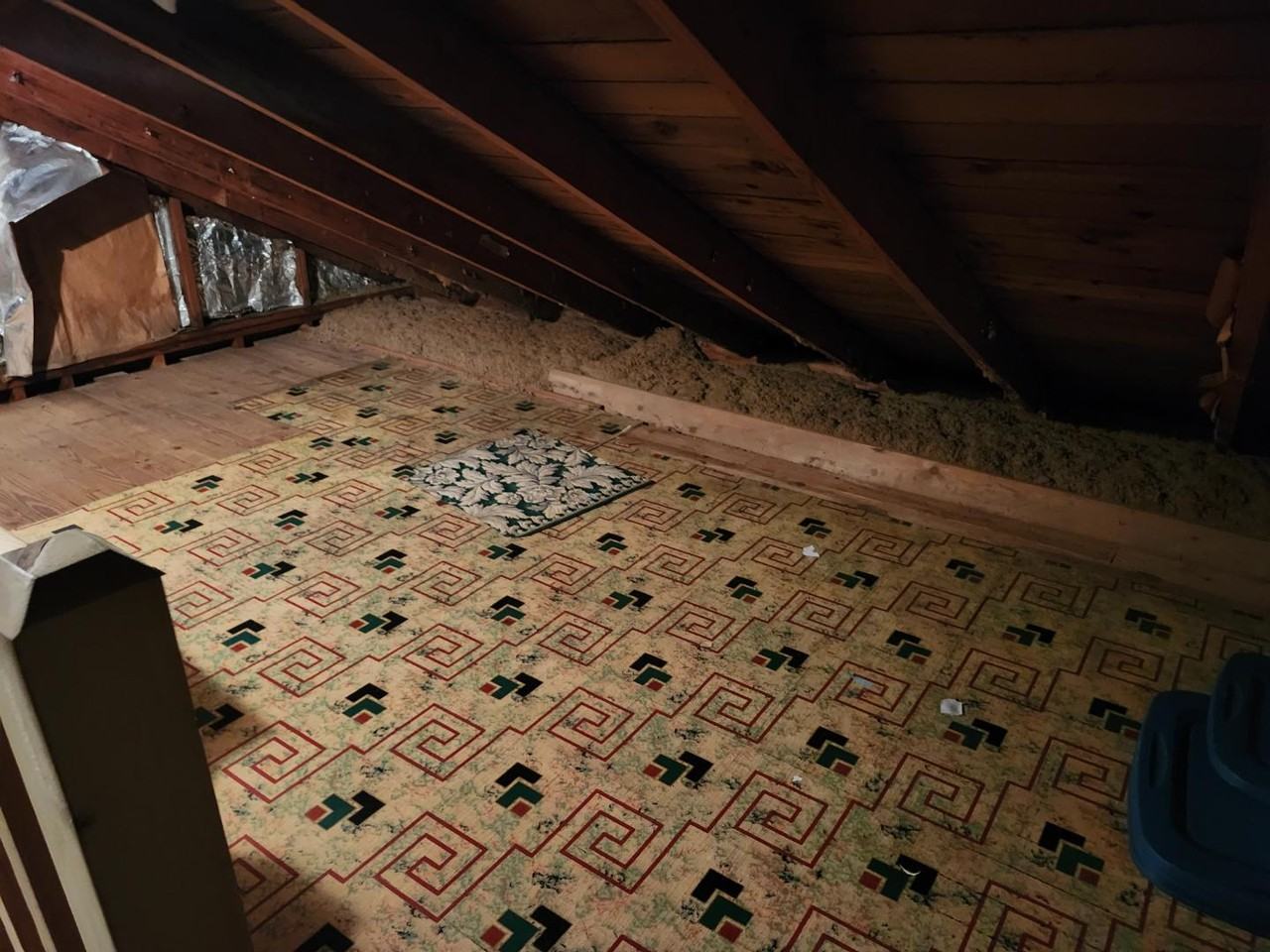 223 Howard St - Photo 3 of 16