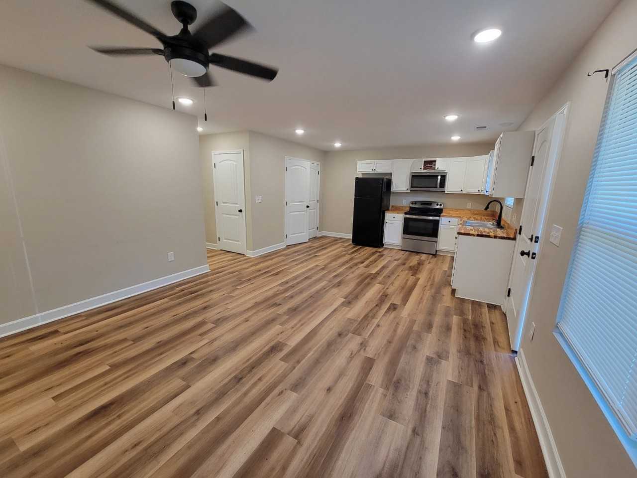 24 Speece Cv - Photo 4 of 11
