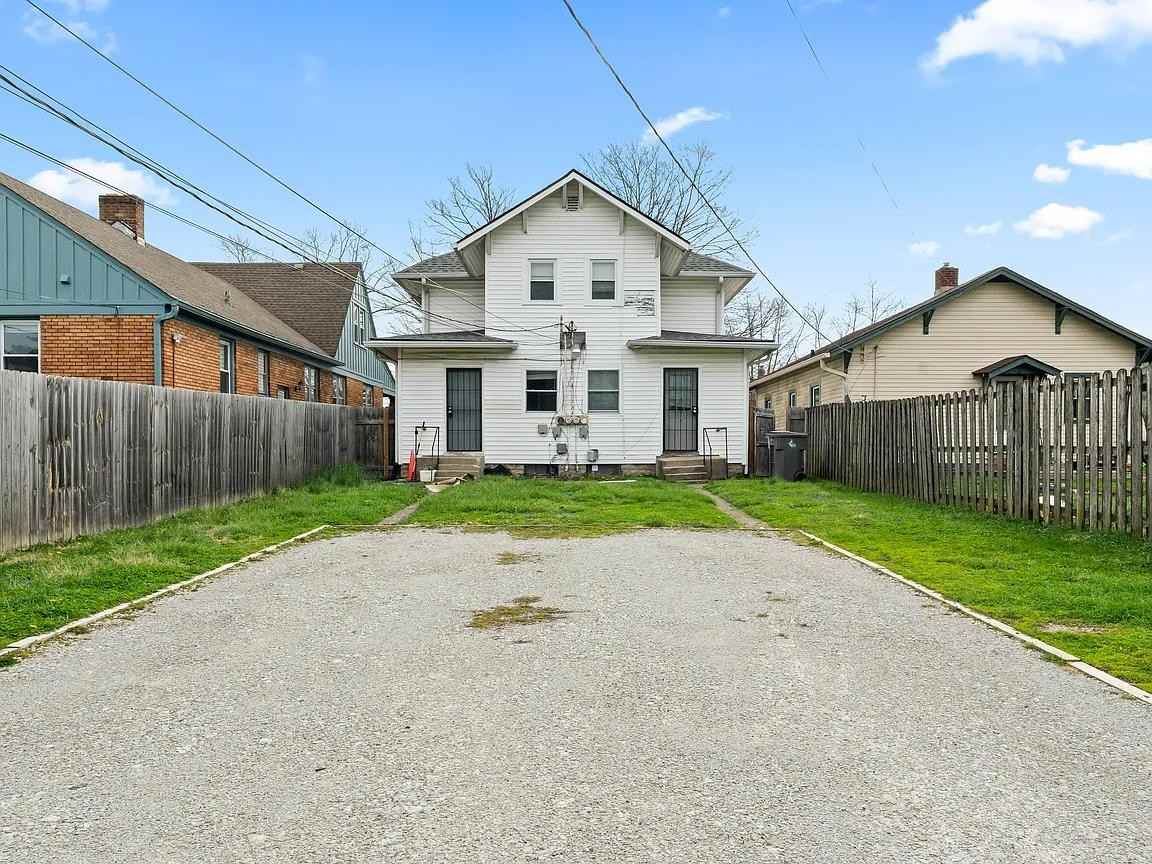 902 N Emerson Ave - Photo 3 of 20