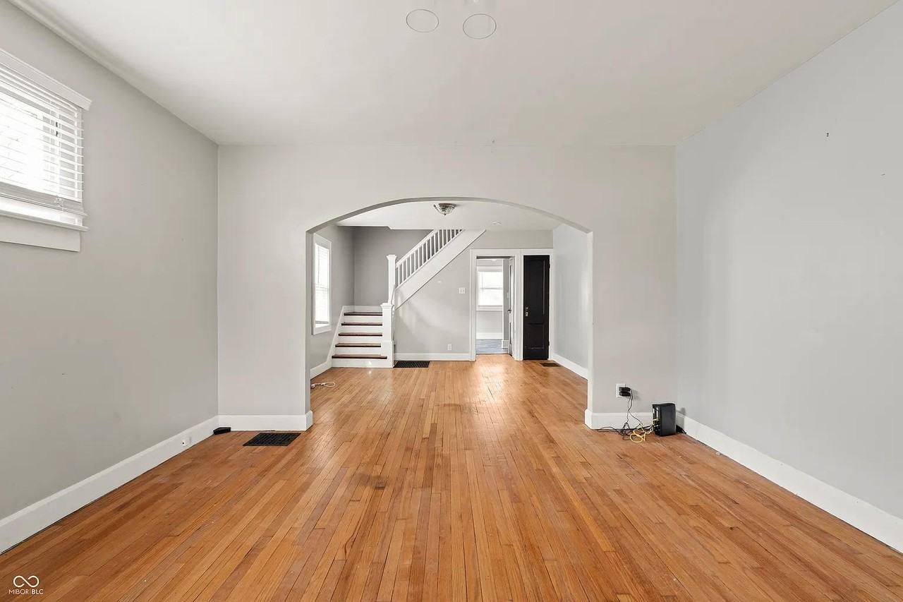902 N Emerson Ave - Photo 4 of 20
