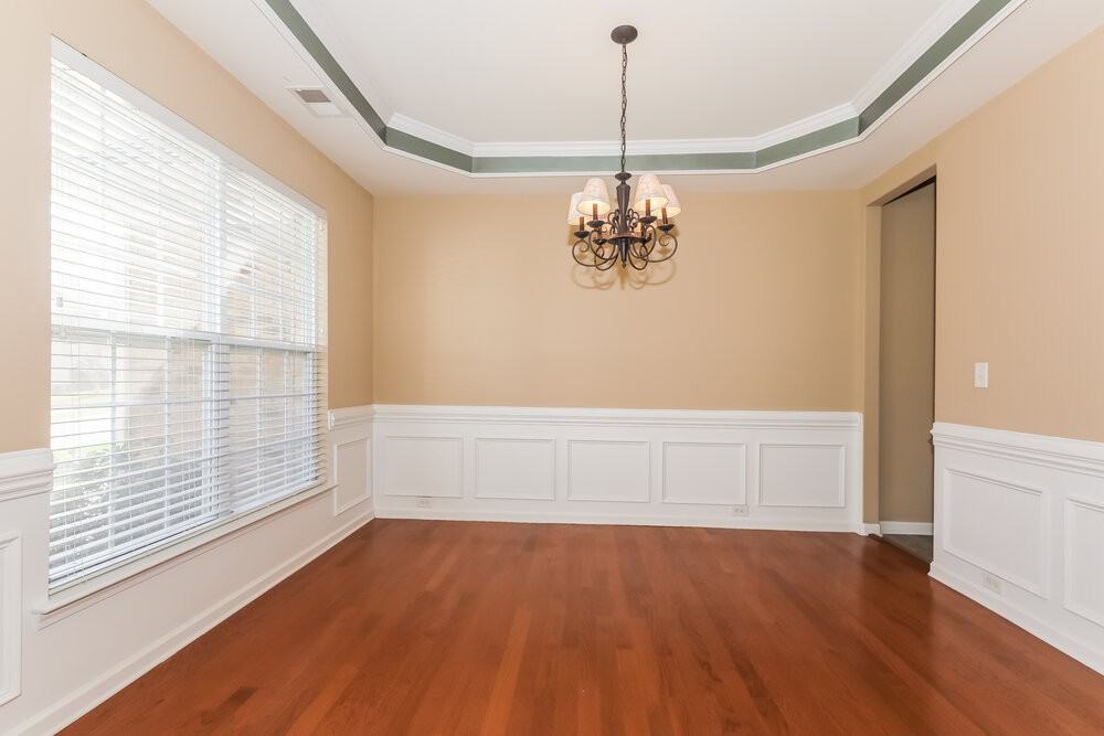3919 Cassidy Dr - Photo 5 of 17
