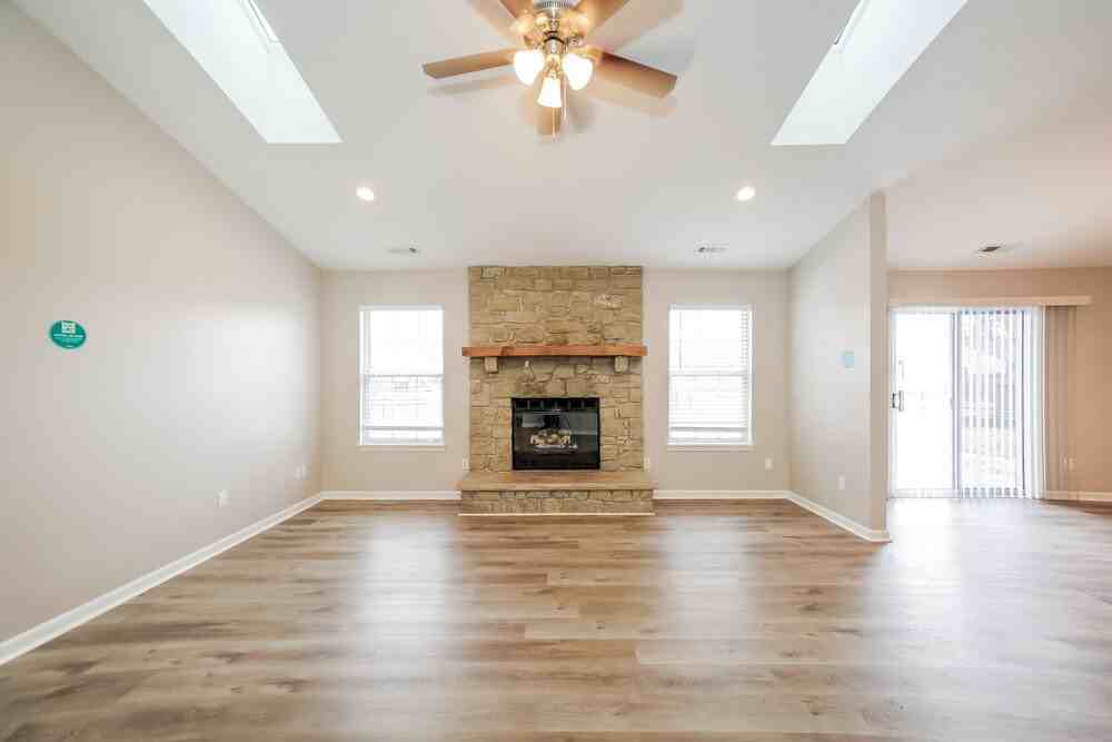 7068 Carrie Dr - Photo 3 of 16