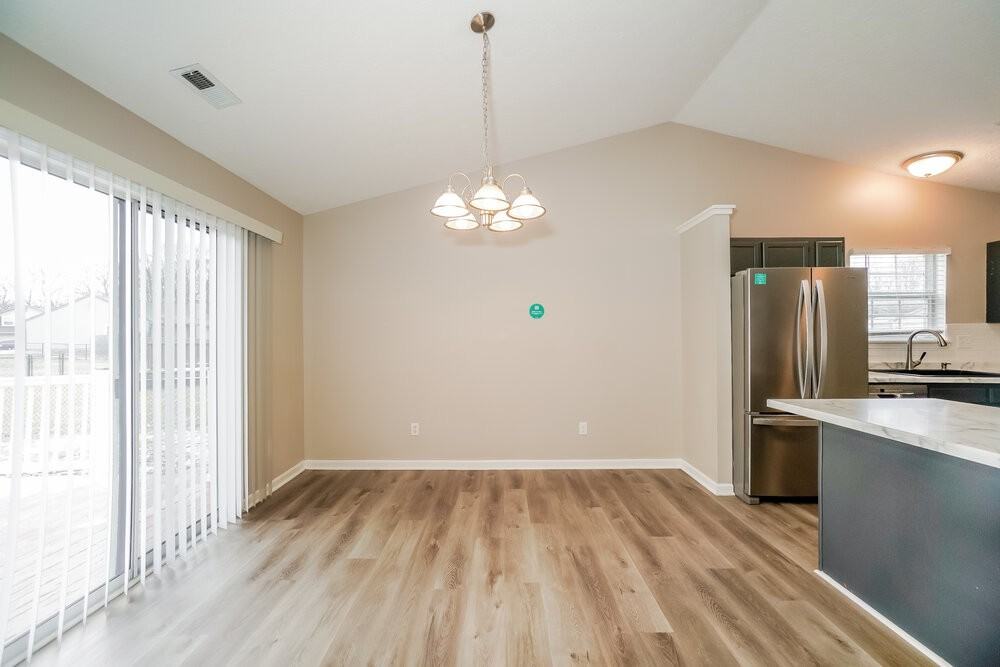 7068 Carrie Dr - Photo 5 of 16