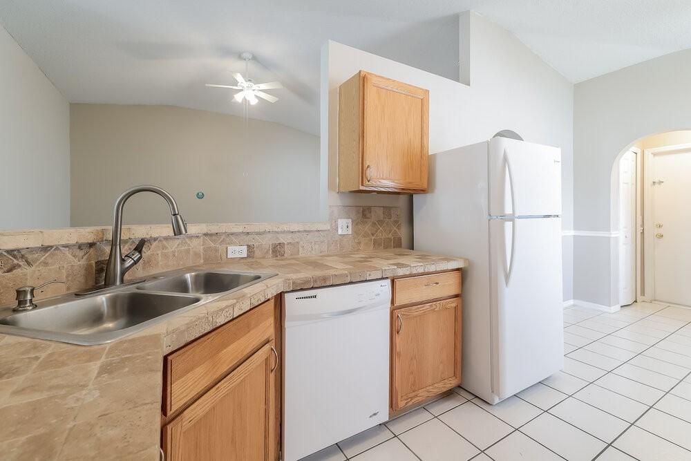 16011 Chichester Ct - Photo 7 of 16