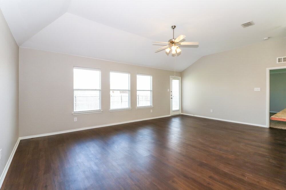 513 Anchor Way - Photo 2 of 18