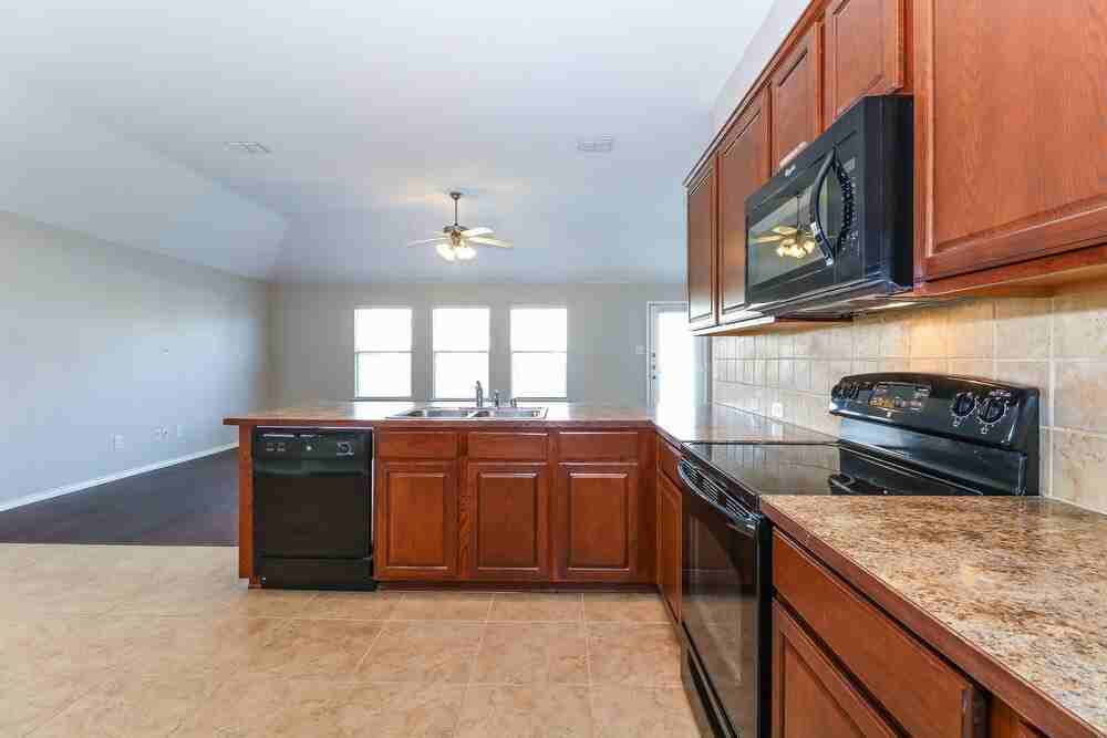 513 Anchor Way - Photo 6 of 18
