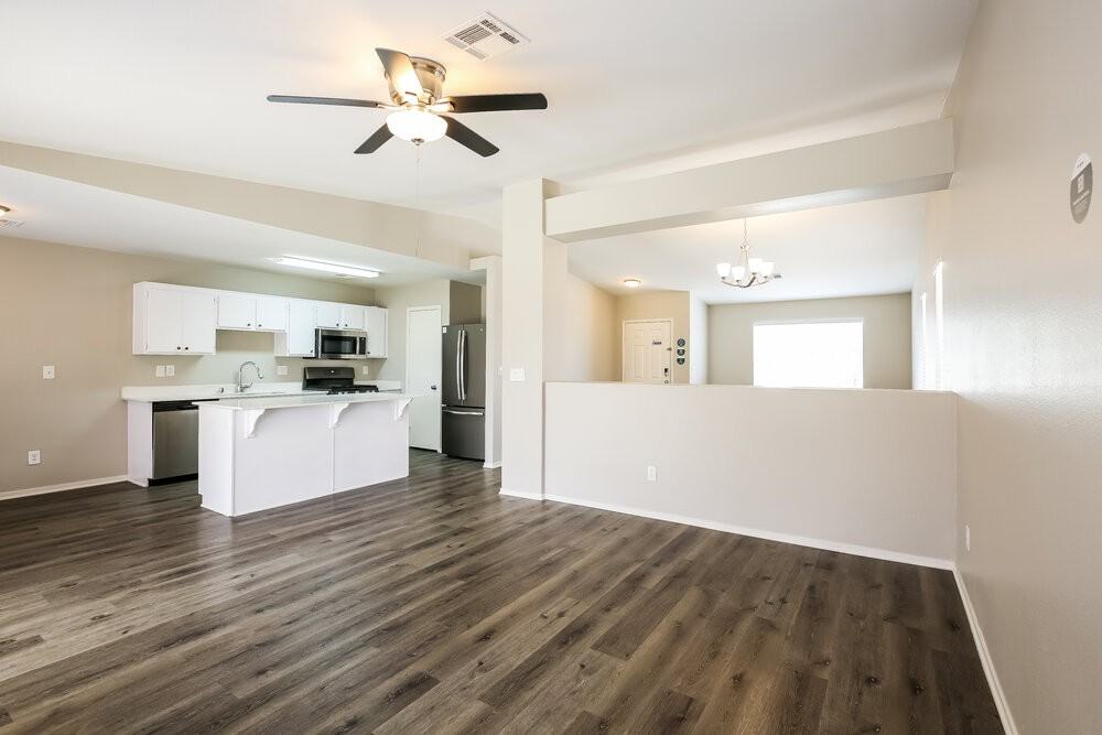 3101 Honeysuckle Ave - Photo 5 of 16
