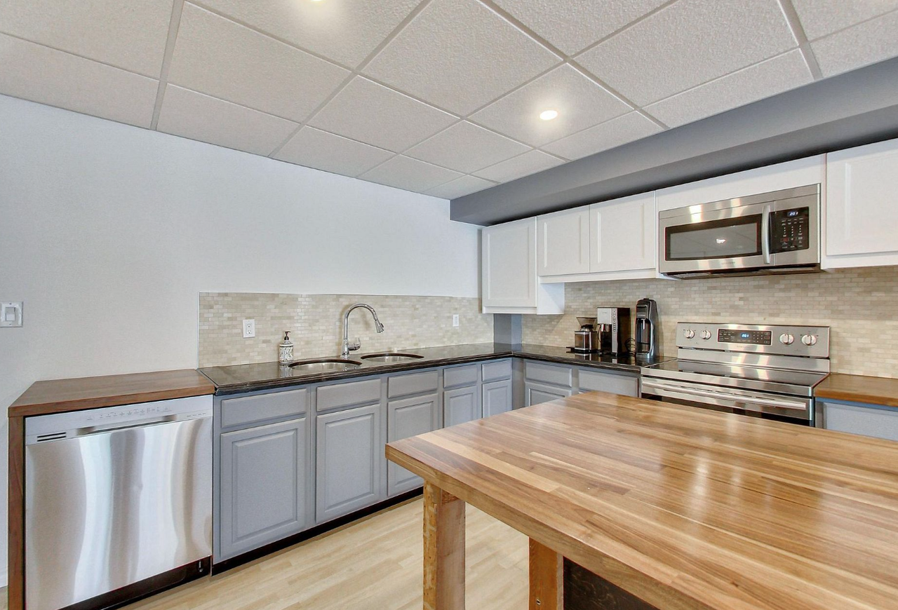 300 New Toronto Street #7 - Photo 3 of 17
