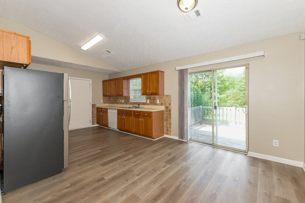 316 Mill Glen Ct - Photo 4 of 16