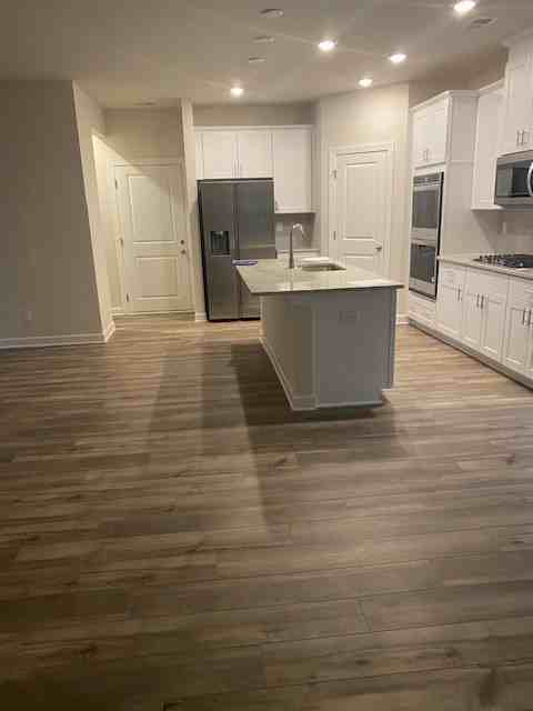 840 Windage Way - Photo 2 of 35