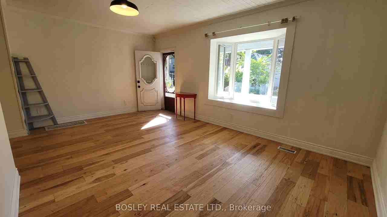 16 Ivy Avenue - Photo 5 of 5