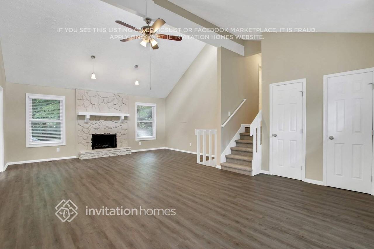 3918 Ardsley Dr - Photo 5 of 26