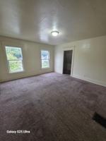 featured image of 903 E Walnut St
