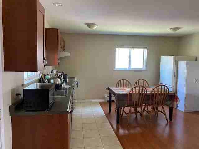 2117 Edinburgh Street - Photo 2 of 7
