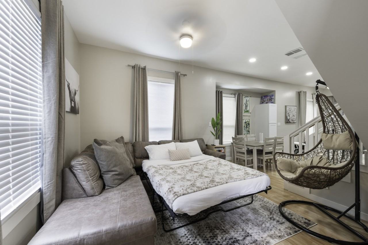 1510 Lagonda Avenue - Photo 7 of 50