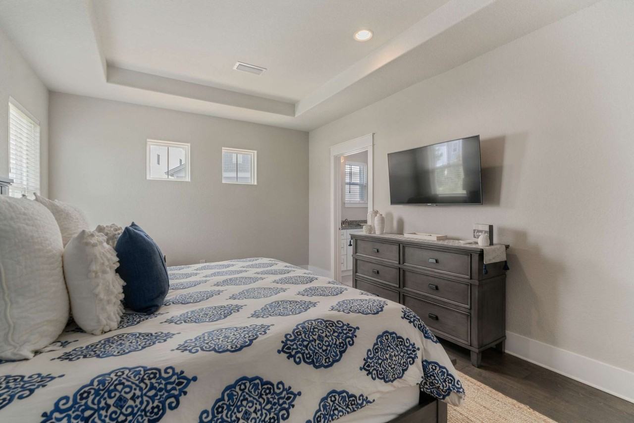 374 Gulfview Cir #1603131P - Photo 7 of 37