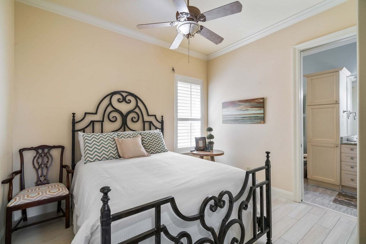 4802 Ocean Blvd #1603057P - Photo 7 of 50