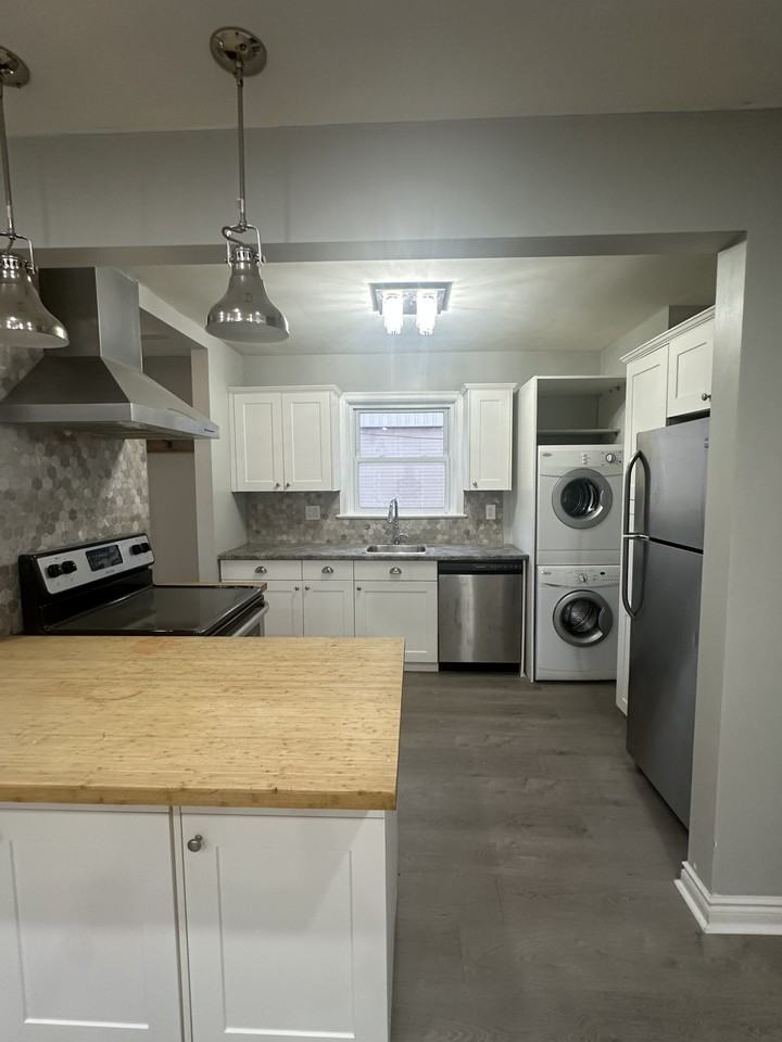278 Central Park Boulevard South #A - Photo 3 of 9