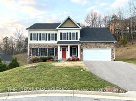 featured image of 4235 Berkely Pl