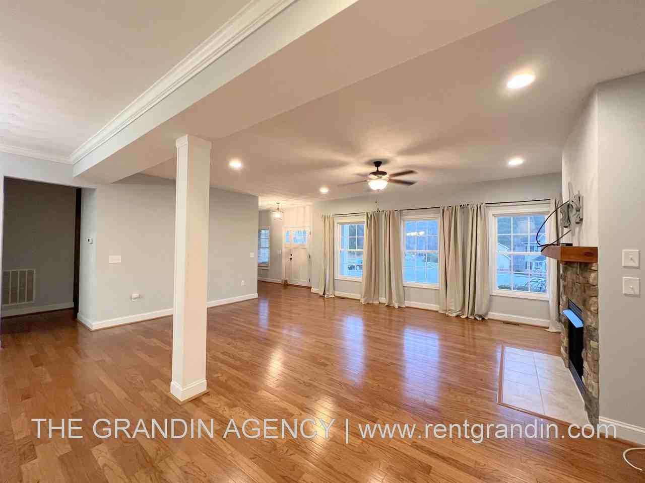 4235 Berkely Pl - Photo 3 of 50