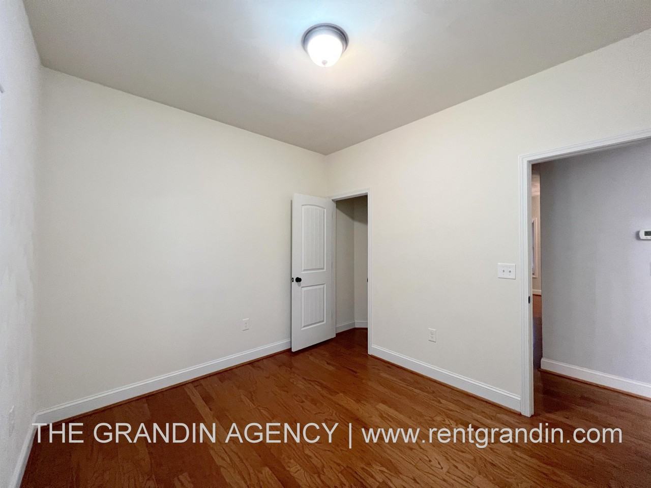 4235 Berkely Pl - Photo 6 of 50