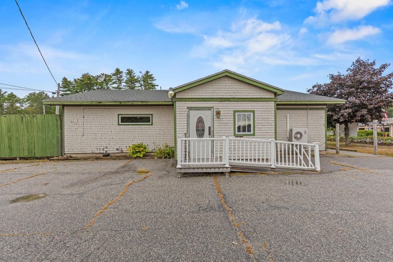 1248 Roosevelt Trl - Photo 3 of 34