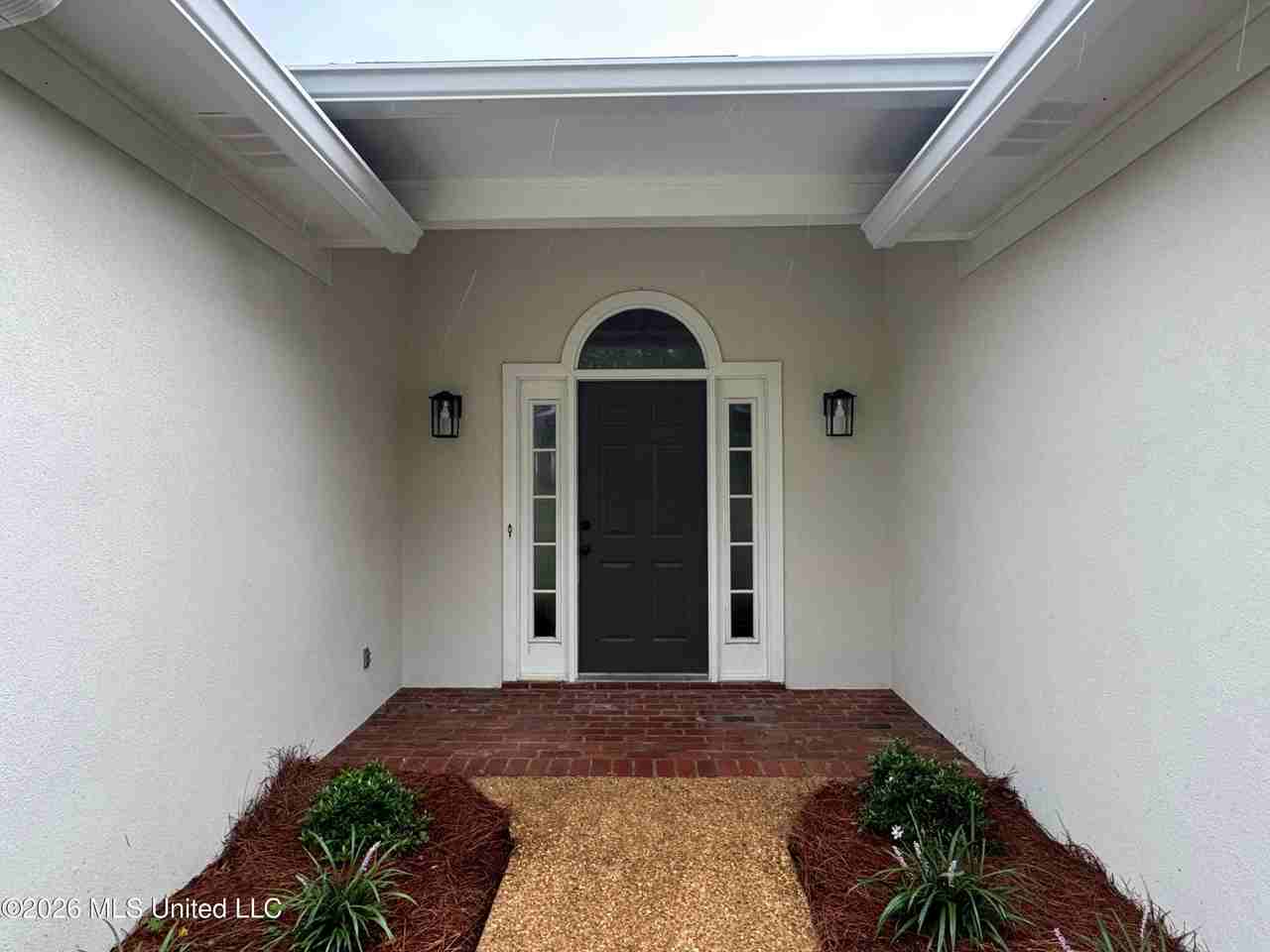76 Eastgate Dr - Photo 2 of 27