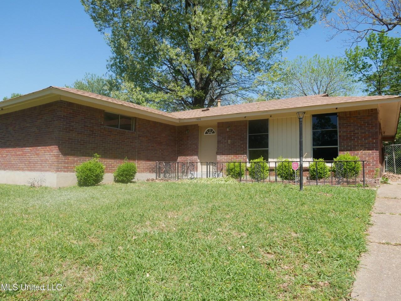 1416 Vicksburg Dr