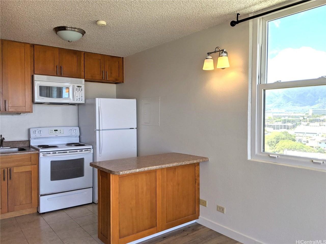 2754 Kuilei St #1506 - Photo 3 of 25
