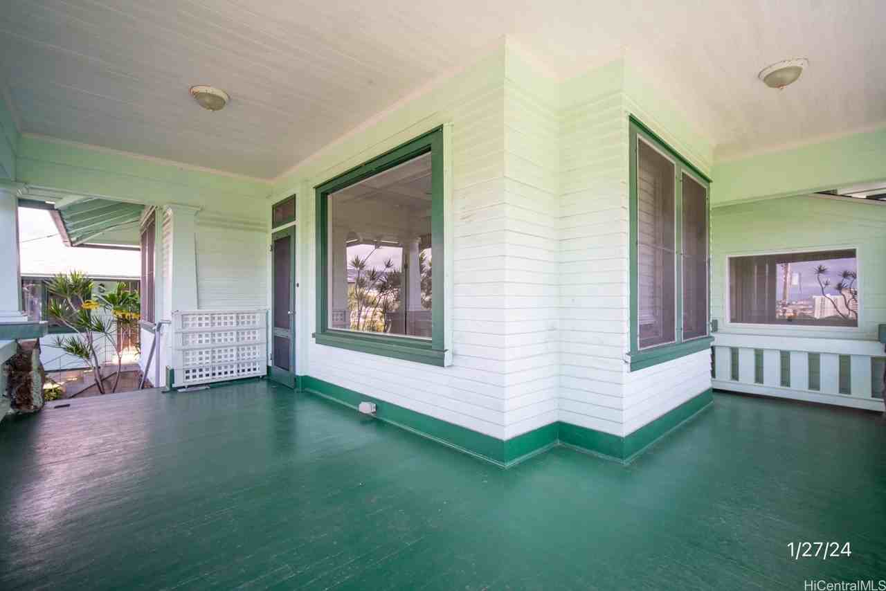 1671 Kamamalu Ave #MAIN - Photo 4 of 25