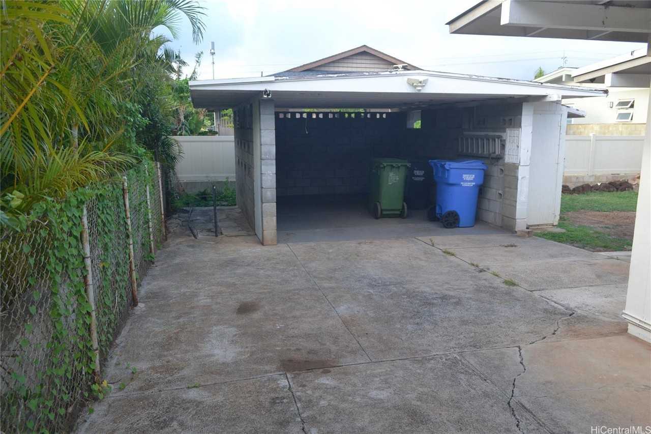 3238 Makini St - Photo 7 of 9