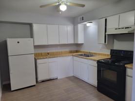 525 Laurel St #6 - Photo 1 of 1
