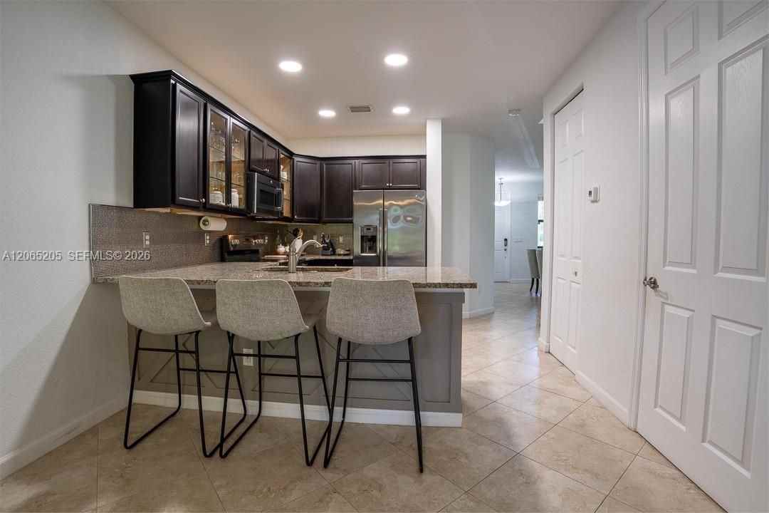 6943 Halton Park Ln - Photo 3 of 22