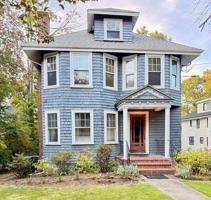 featured image of 131 Mount Vernon St