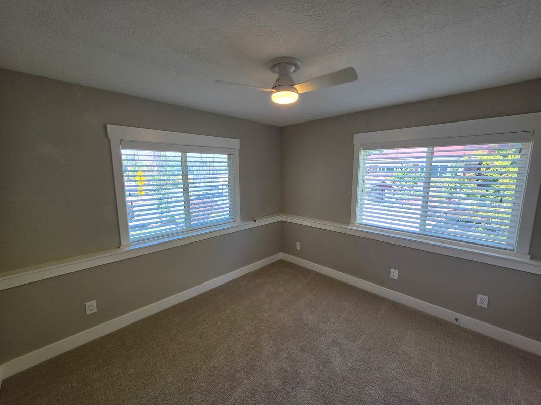 2461 S Highland Dr - Photo 5 of 13