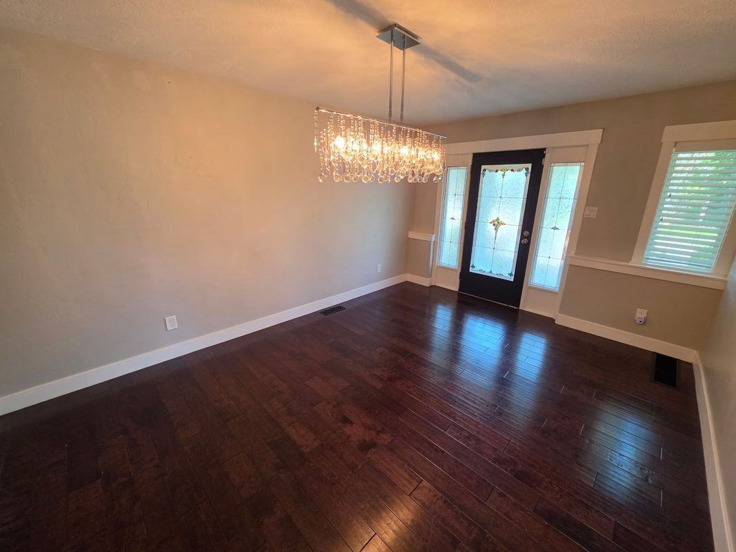 2461 S Highland Dr - Photo 6 of 13