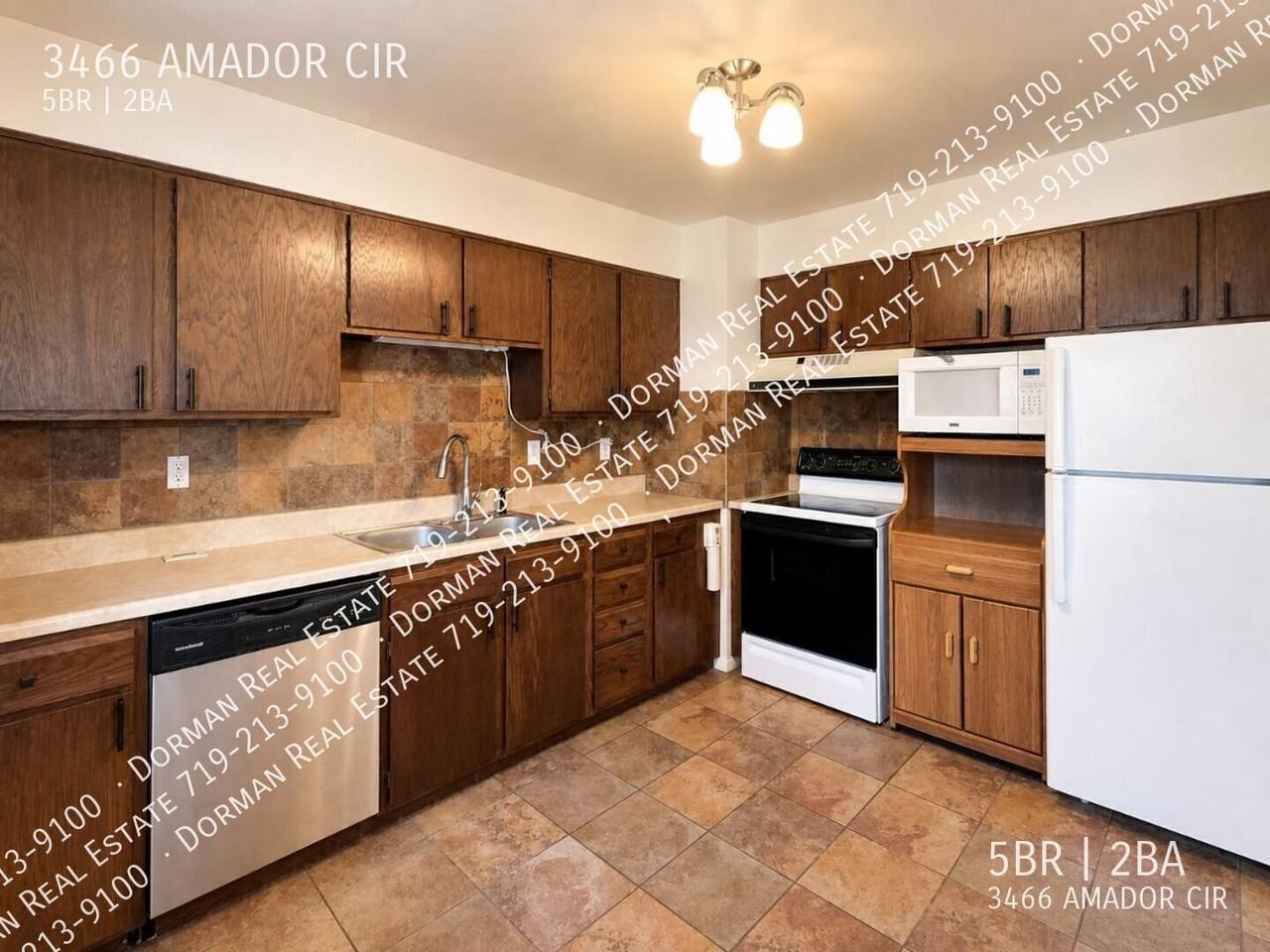 3466 Amador Cir - Photo 4 of 47