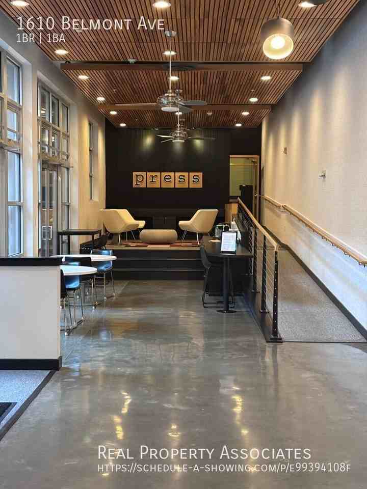 1610 Belmont Ave - Photo 2 of 30