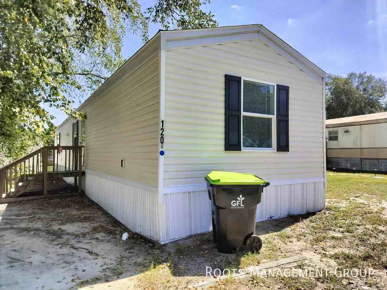 120 Connie Ct #120C - Photo 2 of 15