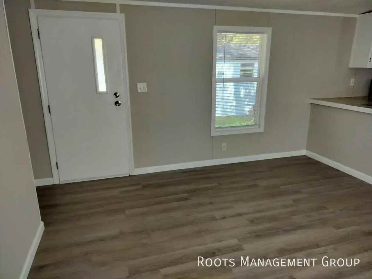 120 Connie Ct #120C - Photo 4 of 15