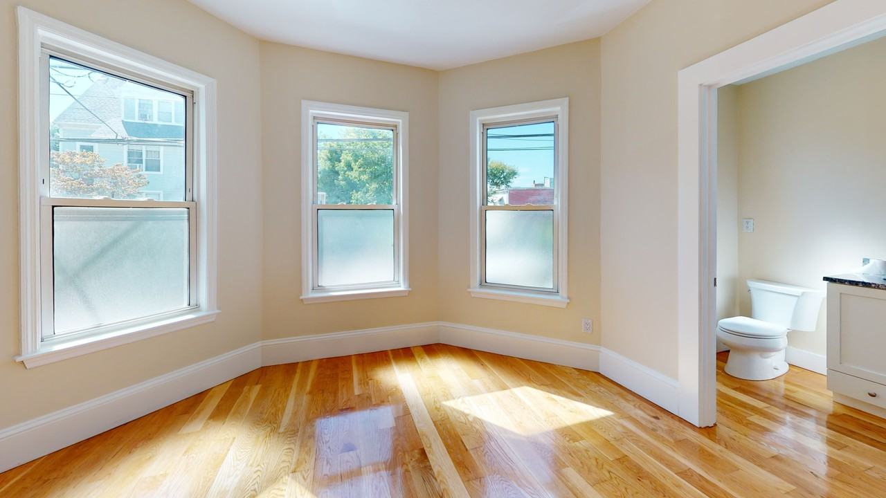 8 Dewey St. - Photo 3 of 10