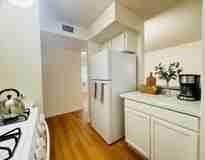 922 E Brownlee St ## D30 - Photo 1 of 1